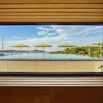 Level 5 - Adults Only Hotel 4*
