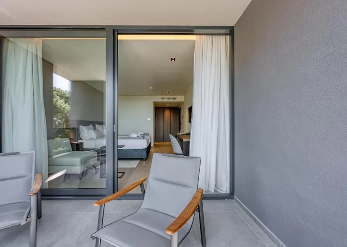 Hotel Level 5 - Adults Only 4*