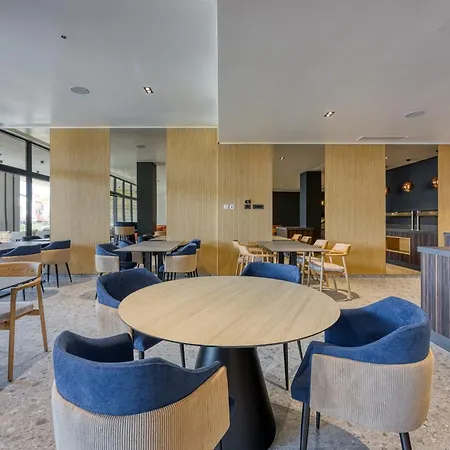 Level 5 - Adults Only 4*