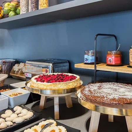 Level 5 - Adults Only 4*