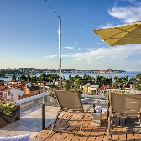 Level 5 - Adults Only Hotell